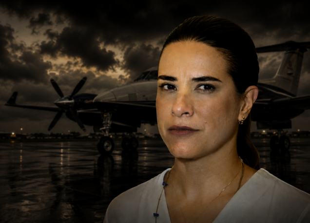 Folha-SP revela: avião do governo de PE foi usado na pré-campanha de Raquel Lyra à reeleição.