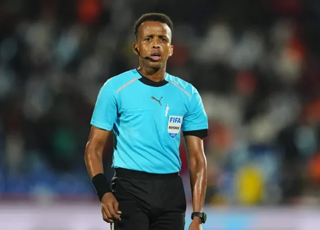 Melhor árbitro da África é barrado de entrar nos EUA para apitar jogos da Copa