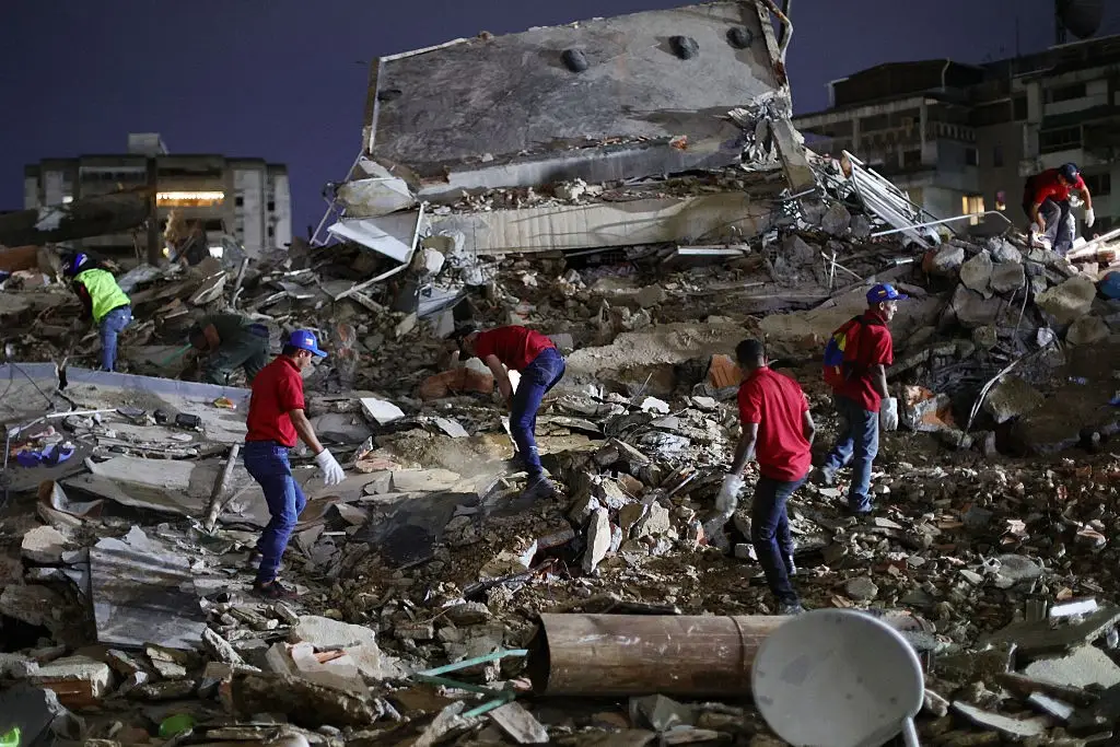 Terremoto na Venezuela deixa centenas de mortos