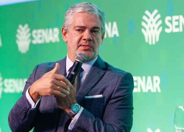 Brasil reduz dependência dos EUA e fortalece comércio com a Ásia, afirma ex-economista do Brics